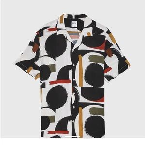 Men’s shirt Size Small